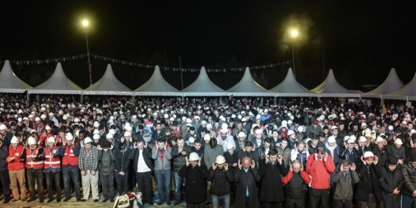 57. Alay'a vefa yürüyüşüne binlerce kişi katıldı