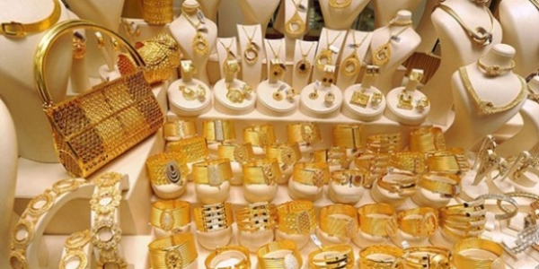 Altının kilogramı 103 bin 790 liraya geriledi