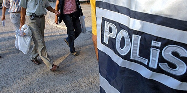 Seçim öncesi polise 'paket' eğitimi