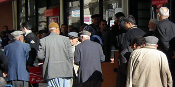 Milyonlarca emeklinin gözü yarınki davada!
