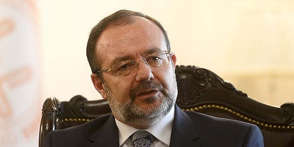 Görmez. Diyanet siyasetin malzemesi haline getirilmemeli