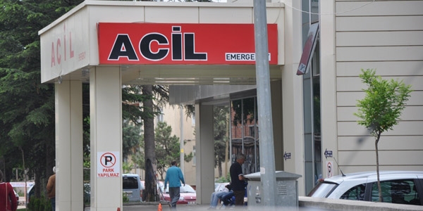 ASM'de görevli sağlık memurunu darp ettiler