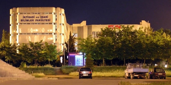Uludağ Üniversitesi'nde 8 fakülteye yeni dekan atandı