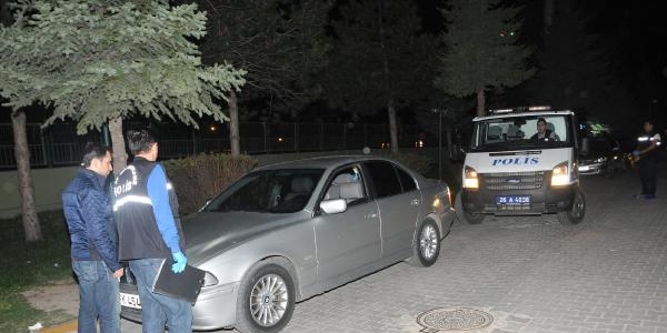 Hastane bahçesinde silahlı kavga