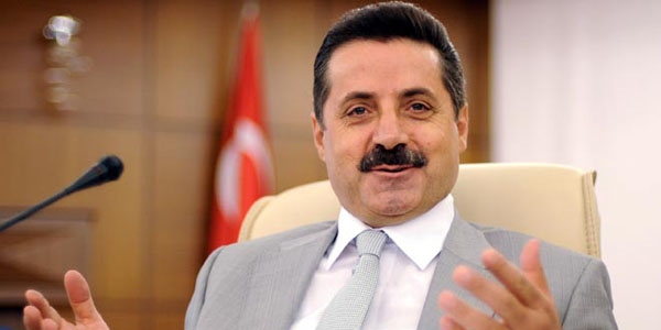 Çelik: Bunlar ayağı yere basmayan projeler