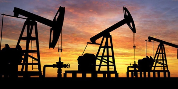 Petrol fiyatları beş ayın zirvesine yükseldi