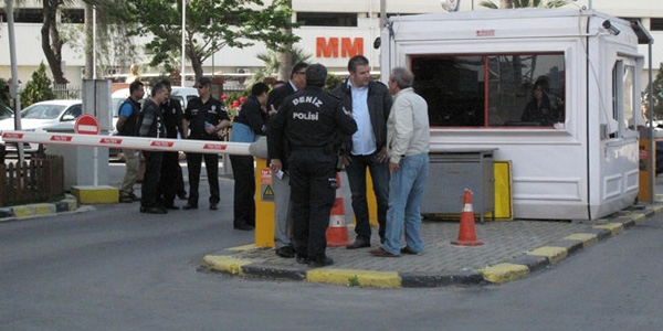 İzmir'de TCDD Vakfı'nın işlettiği otoparklara mühür