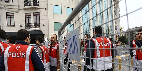 Sivil polislere seri numaral yelek