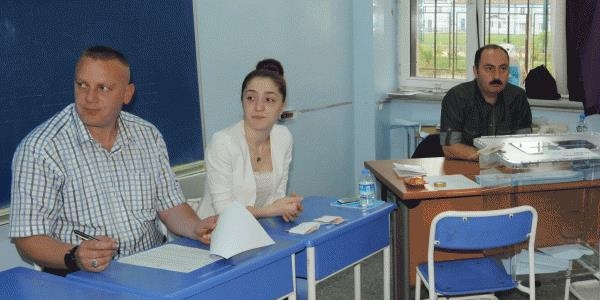 AK Parti'den seçim güvenliği için 800 bin görevli
