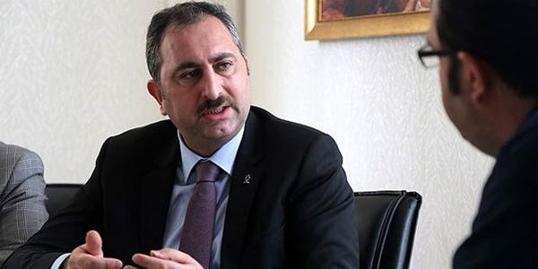 'Türkiye'yi kaosa sürüklemek isteyenler lobisi var'