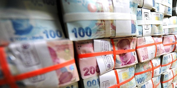 Partilerin vaatleri ekonomi odaklı