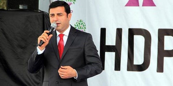 Demirtaş'tan Vali'ye ambulans tepkisi