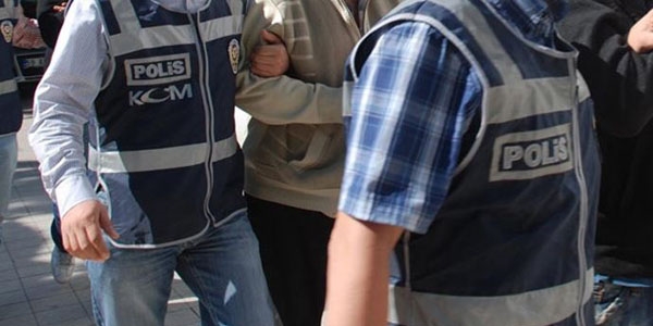 Paralel yapı operasyonu: Avukat gözaltında