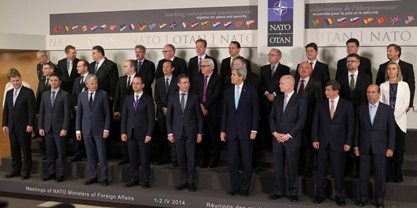 Davutoğlu NATO Dışişleri Bakanları Toplantısı'nda