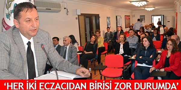 Her iki eczacıdan biri zor durumda