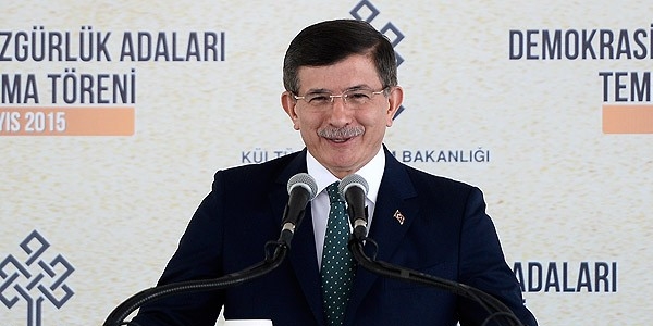 'Siyasi kadrolar ayakta durabilseydi bir daha darbe yaşanmazdı'
