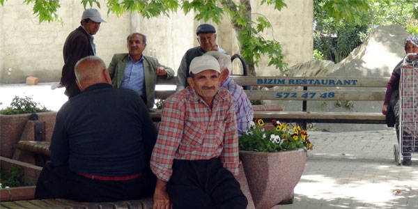 Nüfus müdürlüğü yandı doğum tarihleri silindi!