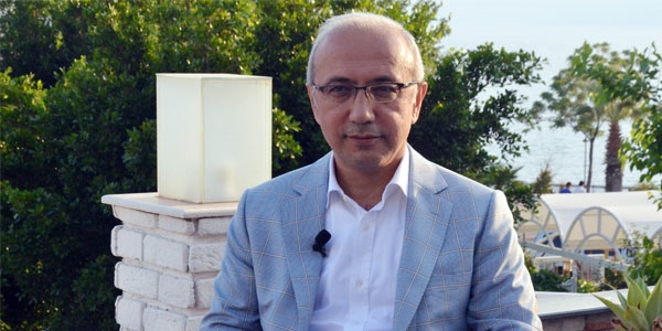 Lütfi Elvan'dan 4G ihalesi açıklaması