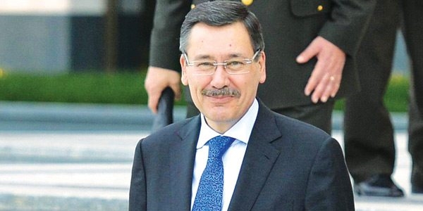 İhaleyle Melih Gökçek'e 60 kişilik koruma