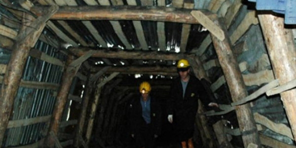 Krom madeninde gaz zehirlenmesi: 2 ölü