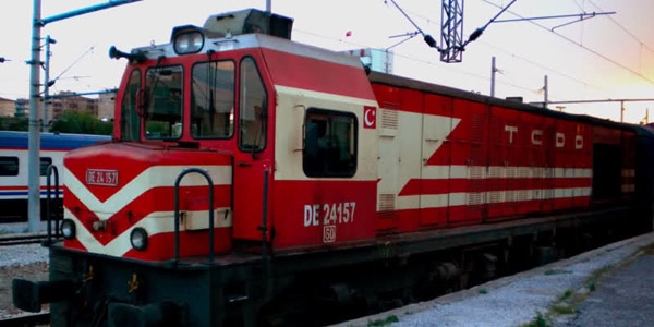 TCDD bölünüyor: 1 Vagonu olana demiryolu bedava