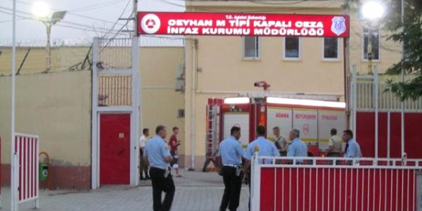Adana'da cezaevinde yangın