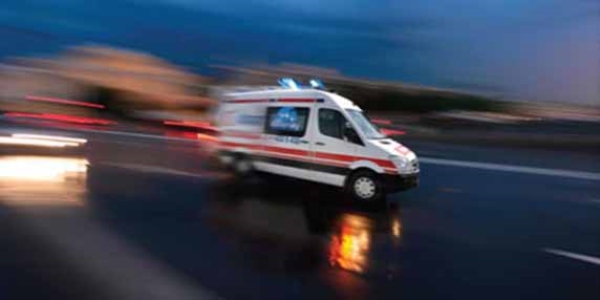 Yanlışlıkla tiner içen genç hastanelik oldu
