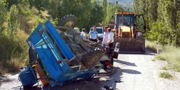 Mersin'de çapa makinesi devrildi: 1 ölü, 4 yaralı