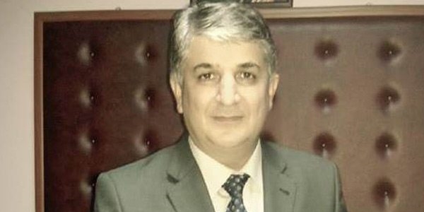 Üniversiteliyi kurtarmak isteyen memur da boğuldu