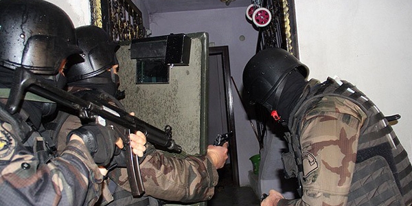 Narkotimler uyuşturucu satıcılarına fırsat vermiyor