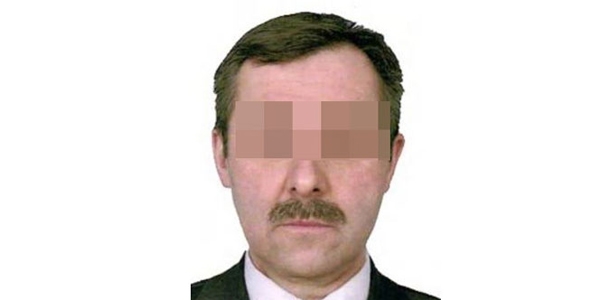 Öğretmen 10 yaşındaki öğrenciyi babasından istedi!