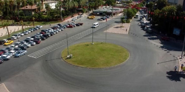 Adana'da İl Seçim Kurulundan 'meydan tahsis' kararı
