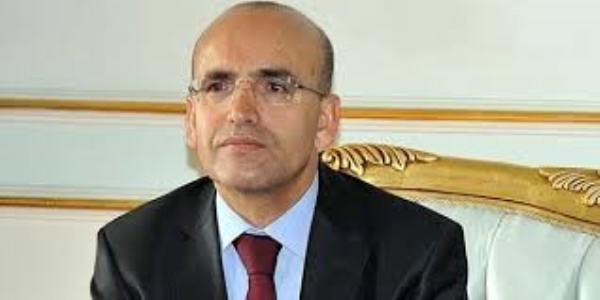 Şimşek bu soruyu sordu, salon buz kesti!