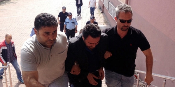 Öğretmeni tekmeleyip öldüren zanlı tutuklandı