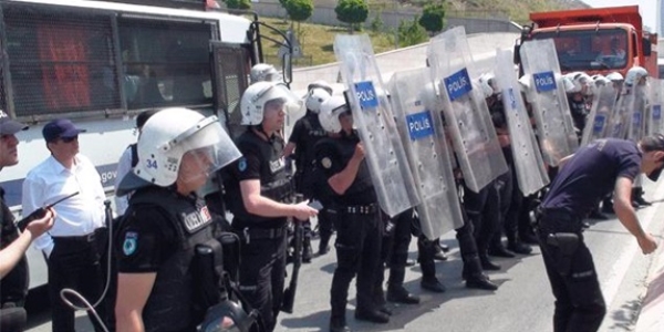 Adliyedeki olaylarda komiser yaralandı