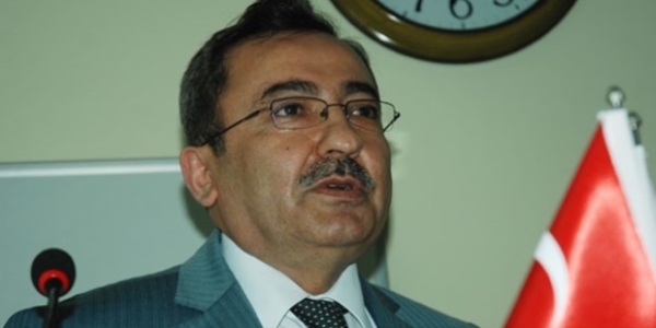 Müftüden uyarı: Sosyal medya bıçak gibidir