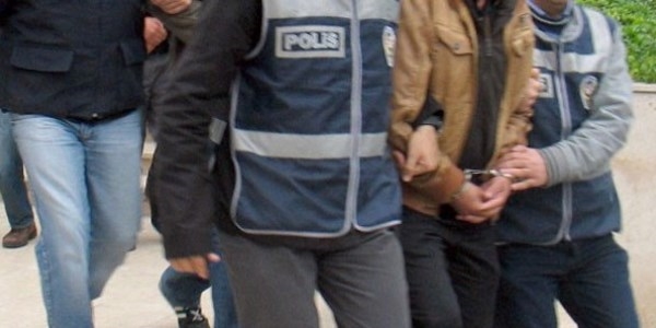 Polisi vuran zanlı yaralı olarak yakalandı