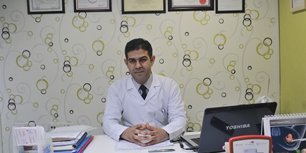 Anneler için sigara bırakmanın yolu 'emzirme'