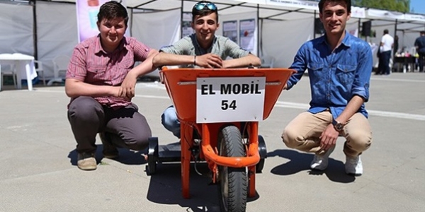 Liseli mucitlerden motorlu el arabası