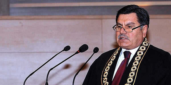 AYM eski Başkanına tarikatçı demek suç değil