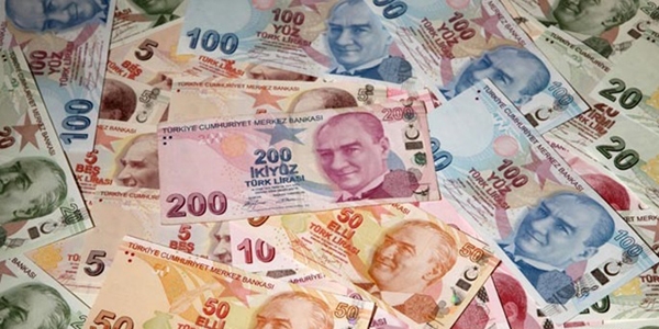Kredi ve mevduat hacmi azaldı