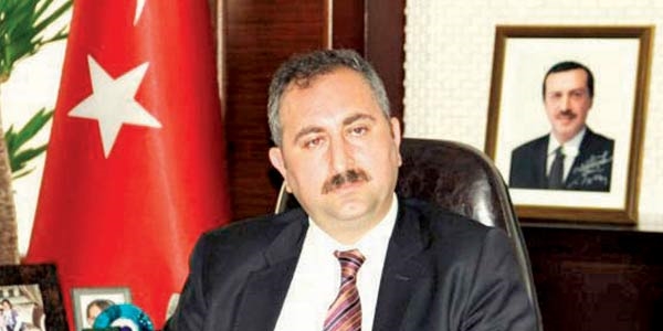 Abdülhamit Gül: Hiçbir sandıkta hile yapılamaz