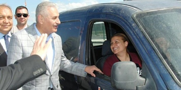 Binali Yıldırım Konak Tüneli'nce incelemelerde bulundu