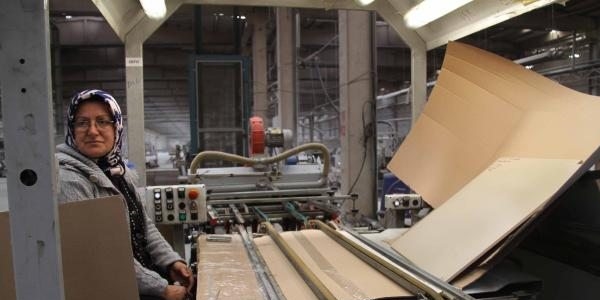 Dev fabrika işci bulamadı, yurtdışında eleman arıyorlar