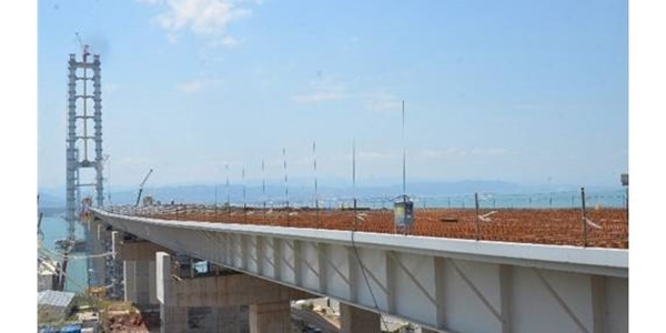 Körfez geçiş köprüsünde çalışmalar hızlandı