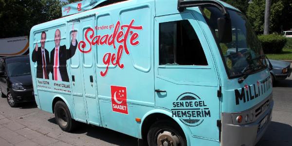 Milli İttifak'ın seçim minibüsüne saldırı