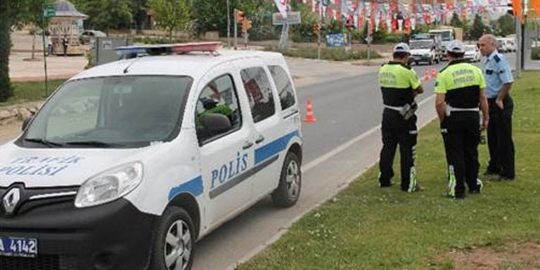 Otomobilin çarptığı 12 yaşındaki çocuk hayatını kaybetti