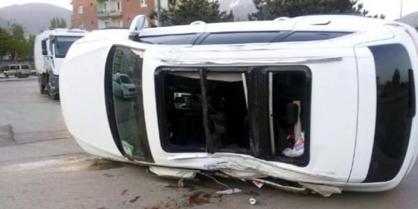 CHP'nin aracı kaza yaptı, ilçe başkanı öldü