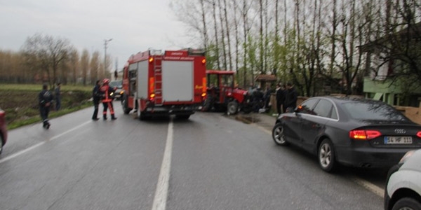 Bayburt'ta ambulans'ın da karıştığı kazada 7 kişi yaralandı