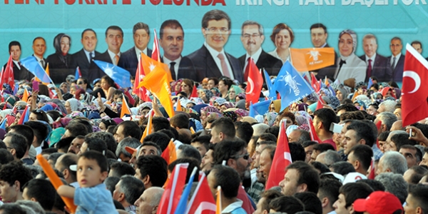 Ak Parti'in kemik oyu yüzde 41